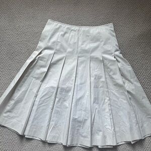 Banana Republic Cream Pleated Skirt
